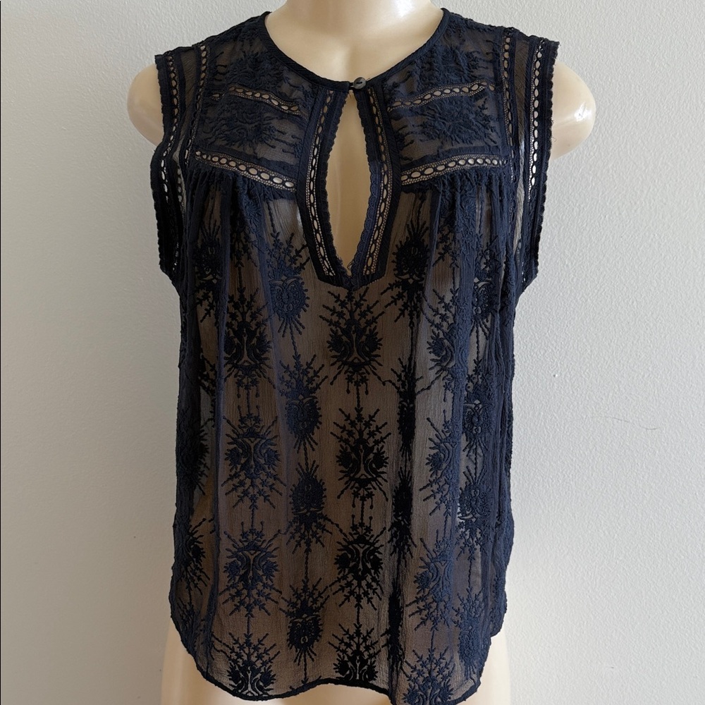 Rebecca Taylor Navy Lace Sleeveless Blouse Keyhole Dainty size 2